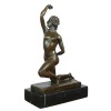 Romerska på boll spelet - staty i antika brons - 