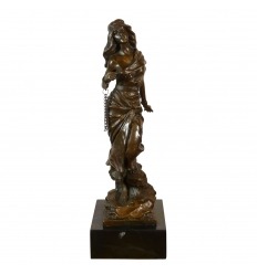 Statue en bronze par Emmanuel Villanis "Prise de corsaire"