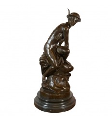 Statue en bronze de Mercure attachant ses talonnières