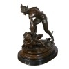 Perseo sosteniendo la cabeza de Medusa - estatua de bronce de escultores famosos - 