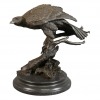 Bronzeskulptur eines Adlers - Art Deco Statuen und Möbel