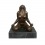 Bronzestatue einer nackten Frau