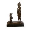Bronzestatue eines kleinen Mädchens und ihres Hundes - 