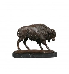 Socha z bronzu - bizon