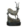 Statue d'un cerf en bronze - sculptures bronze animalières
