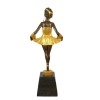 Bronzová socha mladé tanečnice baleríny