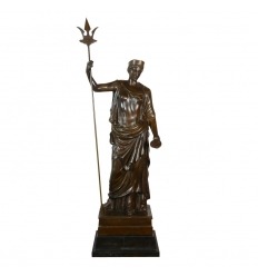 Estatua de bronce de la diosa Hera