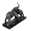 Statua in bronzo - la battaglia degli elefanti - Sculture animailères - 