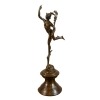 Histórica estatua de bronce de Mercurio o Hermes volador, mitología. - 