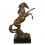 Bronzová socha posazené koně