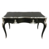 Černý a stříbrný barokní stůl