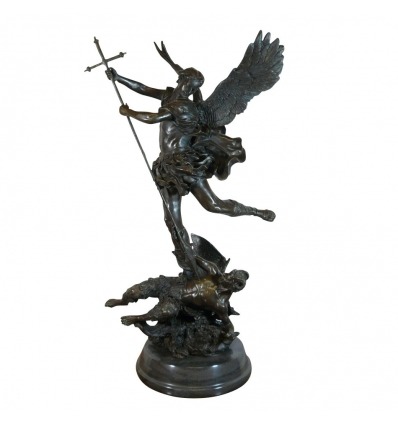 estatua de bronce san michel terrassant el dragon
