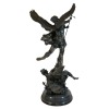Bronzeskulpture St. Michael tötet den Drachen