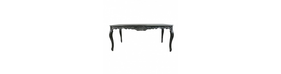 Baroque table for the dining room