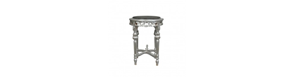 Malý barokní odkládací stolek