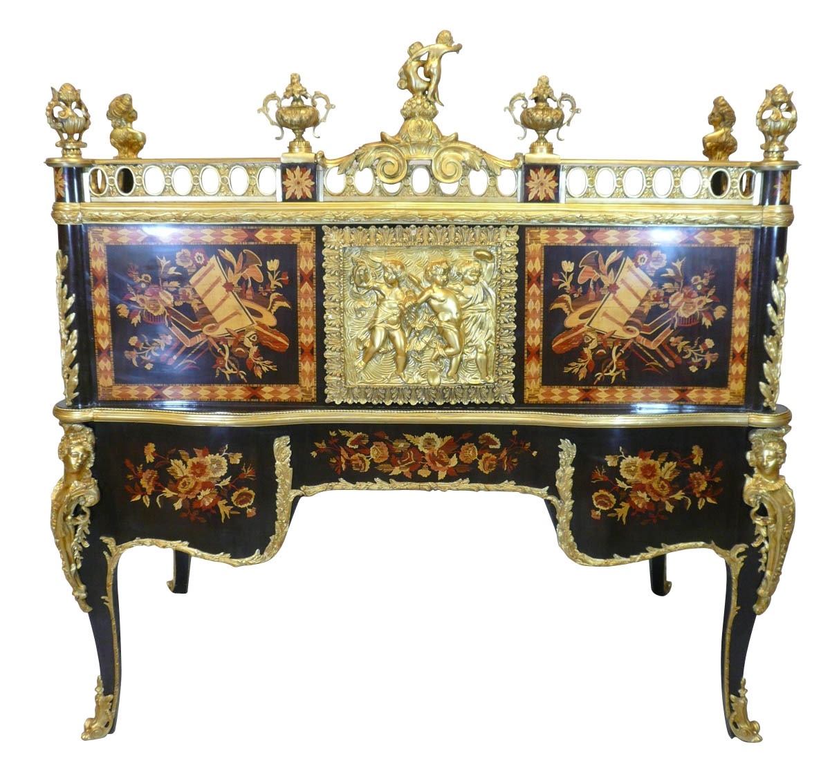Reproduction du bureau du roi Louis XV Ã Versailles 2 Bureau Louis XV Versailles